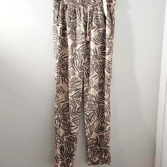 April Kiss Linen Beach Pants. 4 Pockets. Elastic Waist. Med. cream Gray - Picture 1 of 7